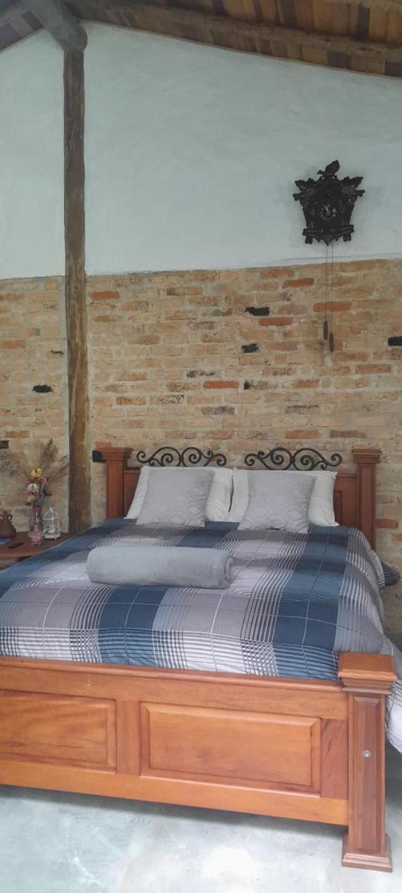 Chale Opucv Villa Gonçalves Екстериор снимка